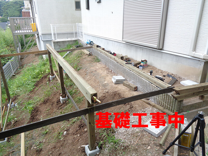 神奈川県逗子市の斜面・傾斜地・ハイデッキウッドデッキ施工例5