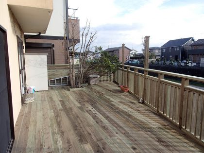 東京都町田市の傾斜地・ハイデッキウッドデッキ施工例
