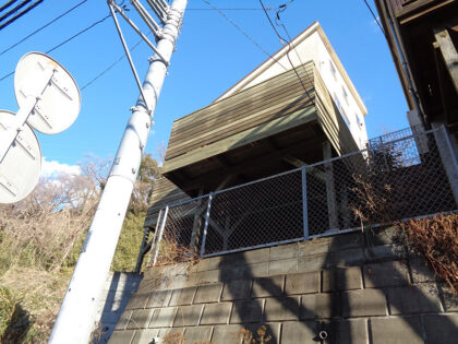 神奈川県藤沢市　傾斜地ウッドデッキ