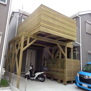 相模原市 車庫上ウッドデッキ施工