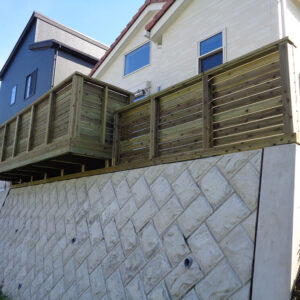 神奈川県綾瀬市 庭ウッドデッキ施工