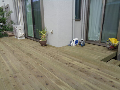 藤沢市 庭ウッドデッキ施工