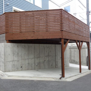 神奈川県茅ヶ崎市 車庫上ウッドデッキ施工