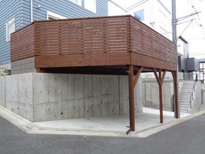 神奈川県茅ヶ崎市 車庫上ウッドデッキ施工